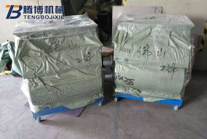 鋁銷吸鐵機(jī).jpg